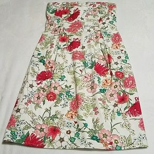NEW! ADORABLE Strapless Floral Dress